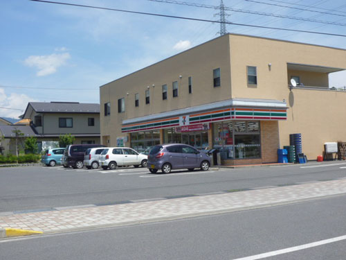 Convenience store. Seven-Eleven Nagano Sanbon'yanagi store up (convenience store) 653m