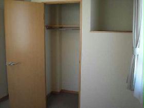 Receipt. Second floor bedroom is equipped with spacious usable storage