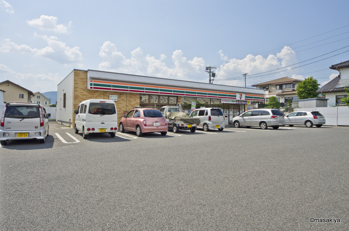 Convenience store. Seven-Eleven Nagano Kirihara store up (convenience store) 544m