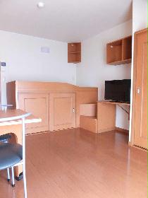 Living and room. Furniture and specifications may vary in part by the room