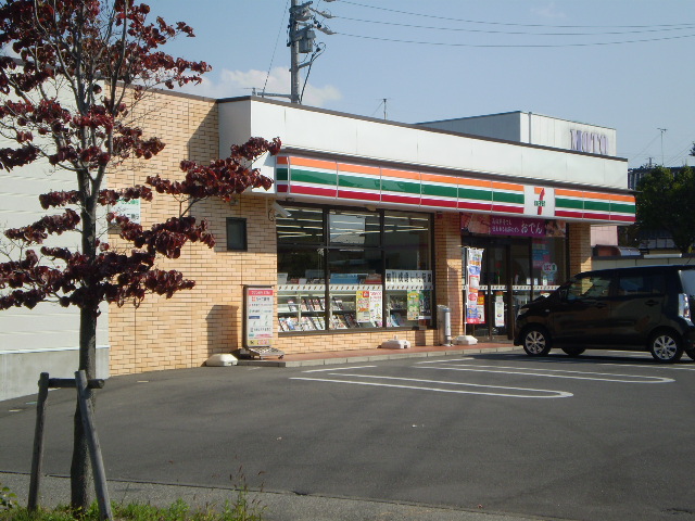 Convenience store. Seven-Eleven Shiojiri Namiki Machiten up (convenience store) 833m