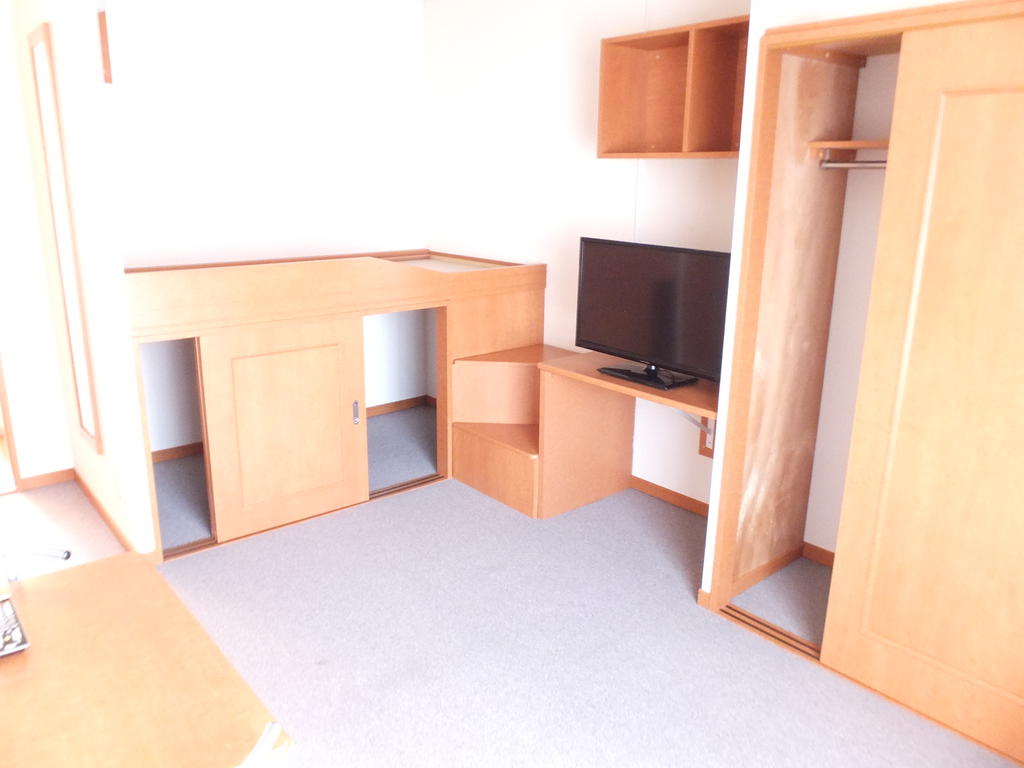 Living and room. Specifications and furniture will vary depending on the room