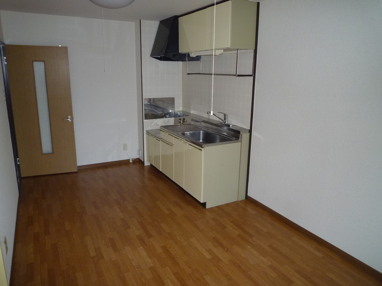 Kitchen.  ※ The same type of room (No. 207 room)