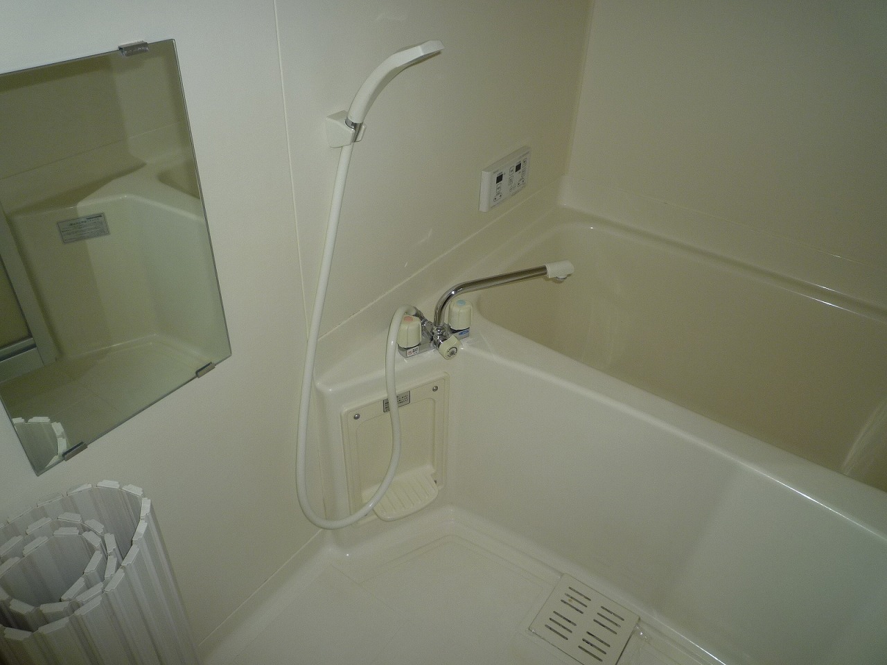 Bath.  ※ The same type of room (No. 207 room)