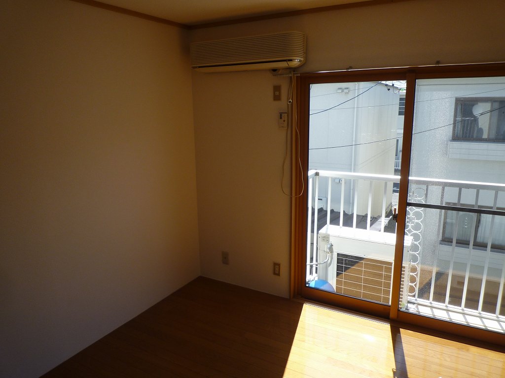 Living and room.  ※ Room 201