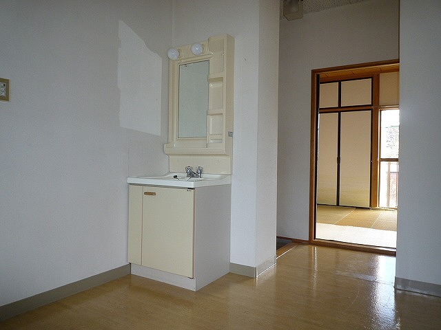 Washroom. The same type of room (No. 203 room)