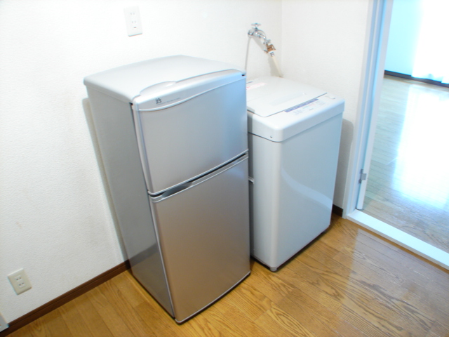 Other Equipment. Fully automatic washing machine ・ Freezer fridge