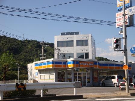 Convenience store. EVERYONE Tarami store up (convenience store) 230m