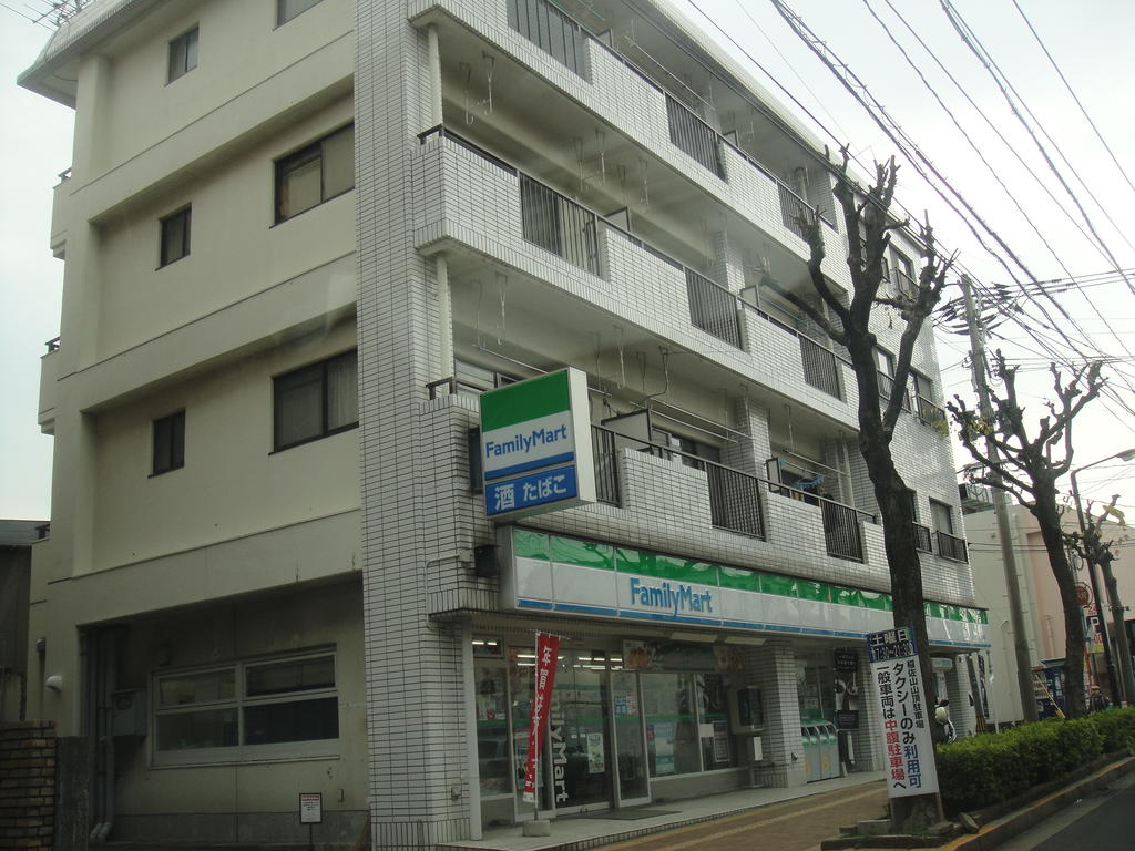 Convenience store. FamilyMart Inasa store up (convenience store) 159m