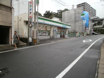 Convenience store. 840m to Family Mart (convenience store)