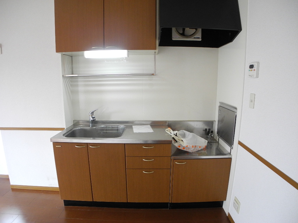 Kitchen. Same type specification