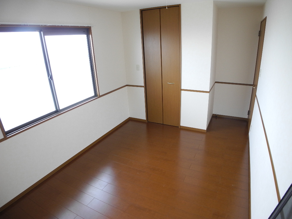 Other room space. Same type specification