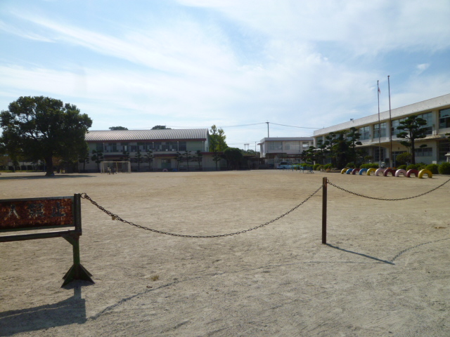 Primary school. 1302m to Omura City Omura elementary school (elementary school)