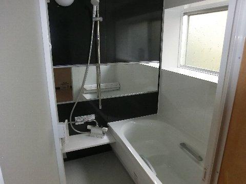 Bathroom. System bus Brand new