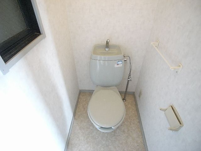 Toilet. Window to toilet Masu throne ~ (● ^ o ^ ●)
