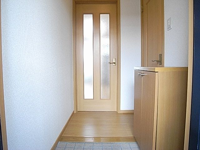 Entrance. In also equipped with shoes BOX ~ Be (^ O ^) /