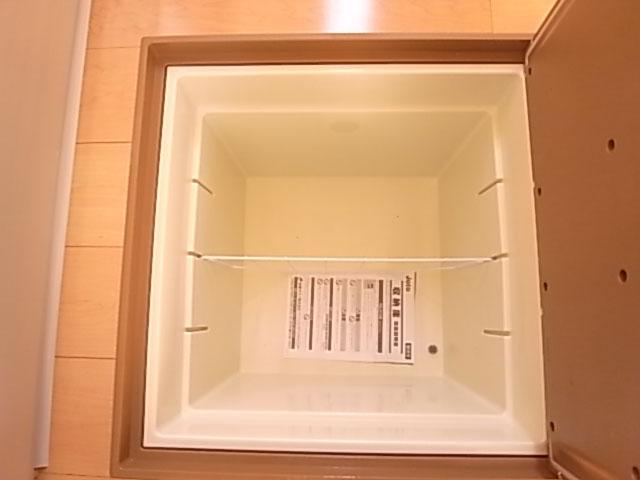 Other Equipment. Same specifications under the floor storage