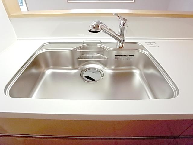 Other Equipment. Same specification kitchen sink