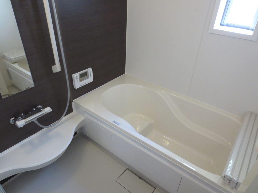 Bathroom.  ■ Bathroom ventilation heating dryer, All is with automatic hot water clad function.  ■ 