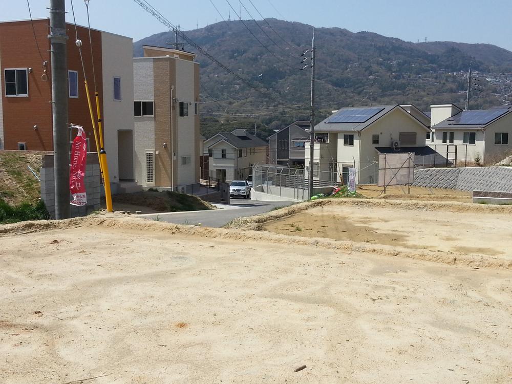 View photos from the dwelling unit. View from the site (October 2013) Shooting