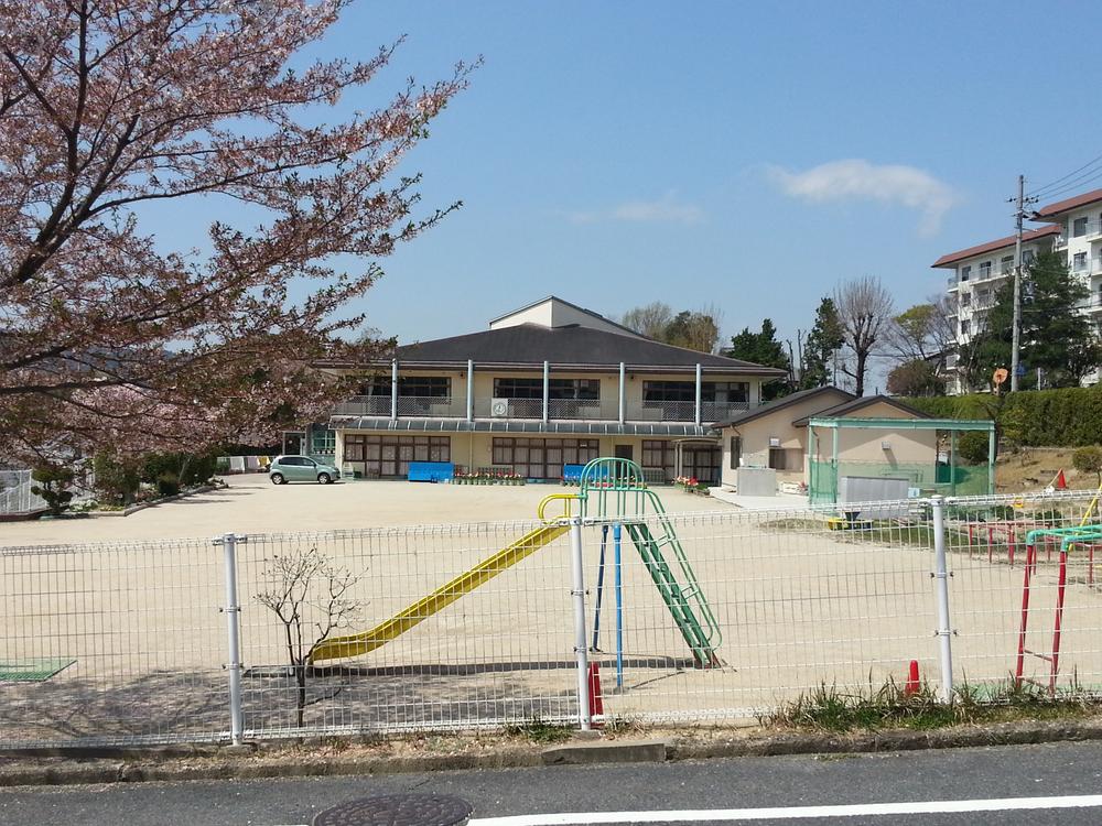 kindergarten ・ Nursery. Ikoma Municipal Meihatake to kindergarten 907m