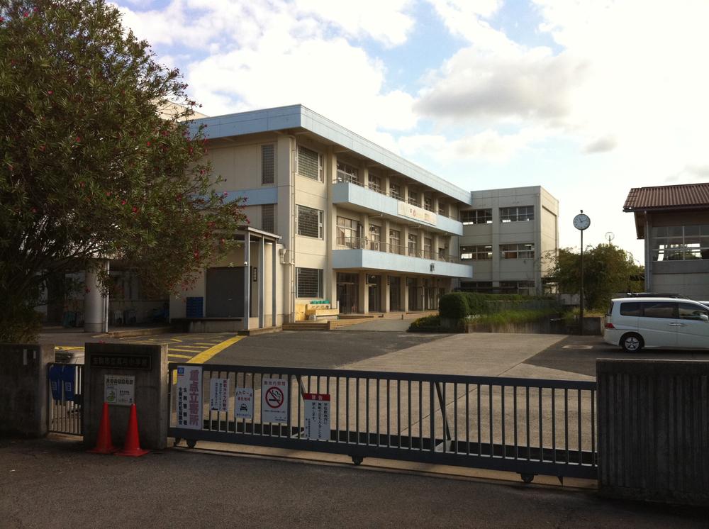 Other. Mayumi Elementary School We will watch the local volunteers at the time from school, It is safe.