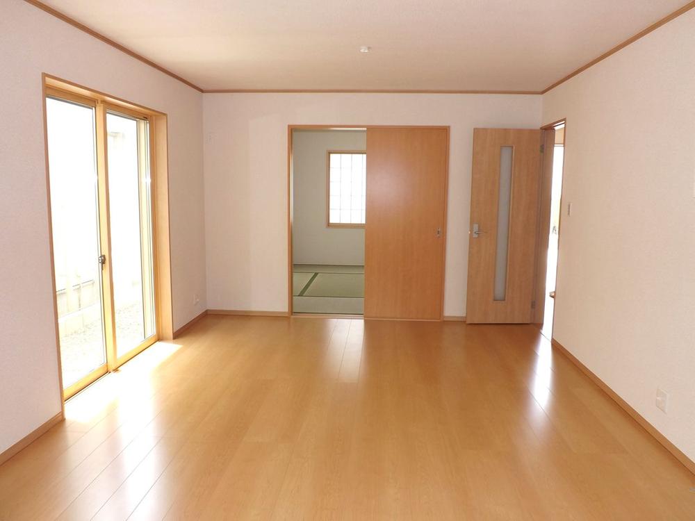 Living. Local photos (living) LDK16 Pledge, All rooms have double-glazing! 