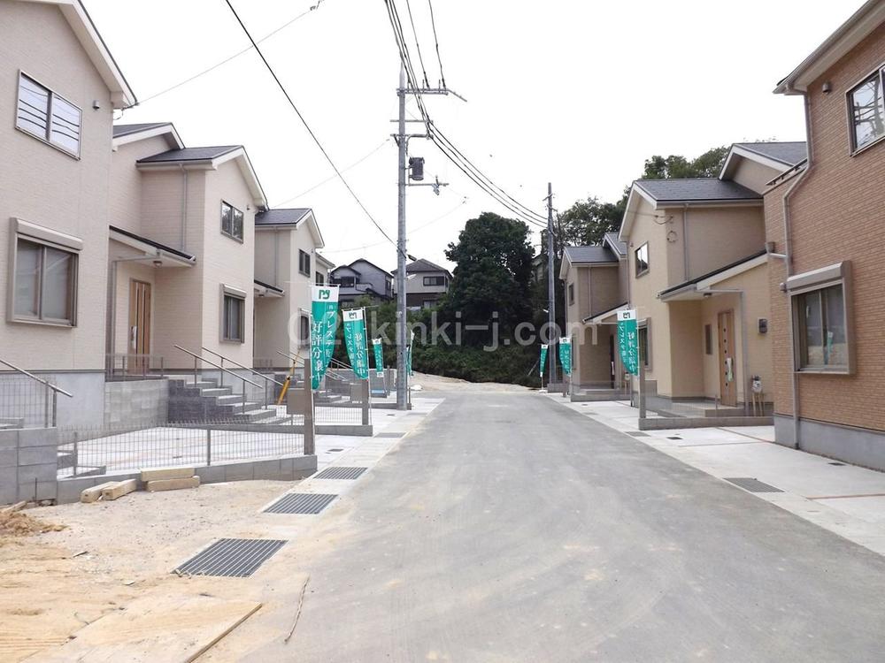 Local appearance photo. Local photos (streets) Flat 35S Available!