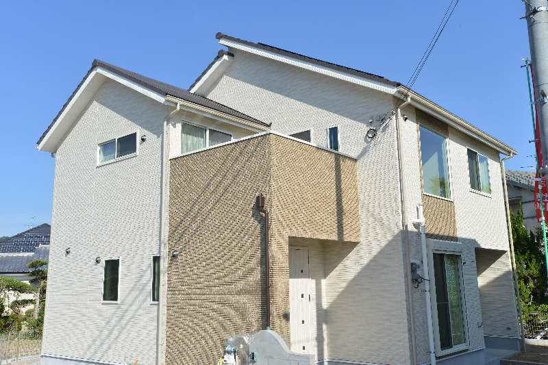 Local appearance photo. All mansion solar power generation with housing ~ image photo ~