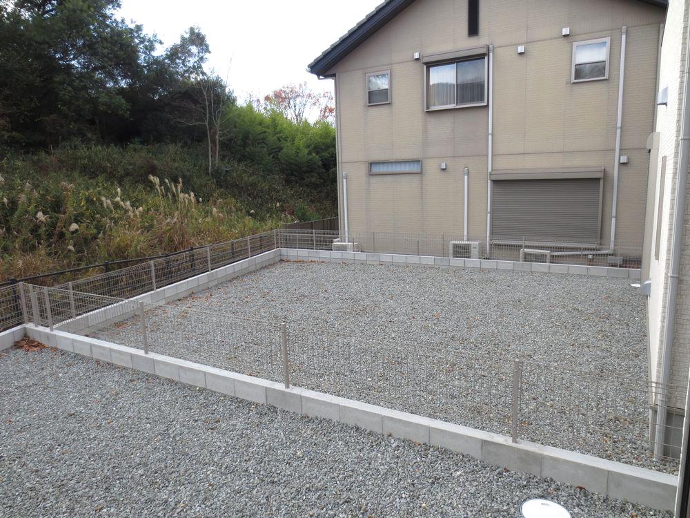 Garden.  ■ Barbecue is also a large garden where you can enjoy (1 Building garden) ■ 