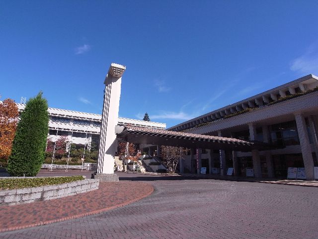 University ・ Junior college. Private Tezukayama Higashiikoma campus (University ・ 654m up to junior college)