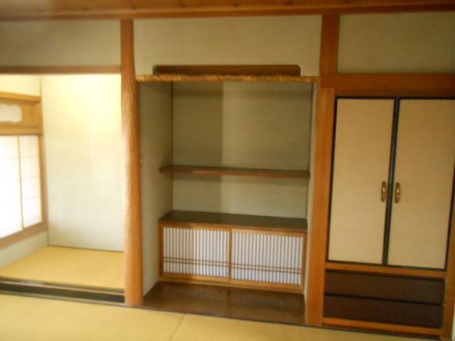 Other introspection. Japanese style room