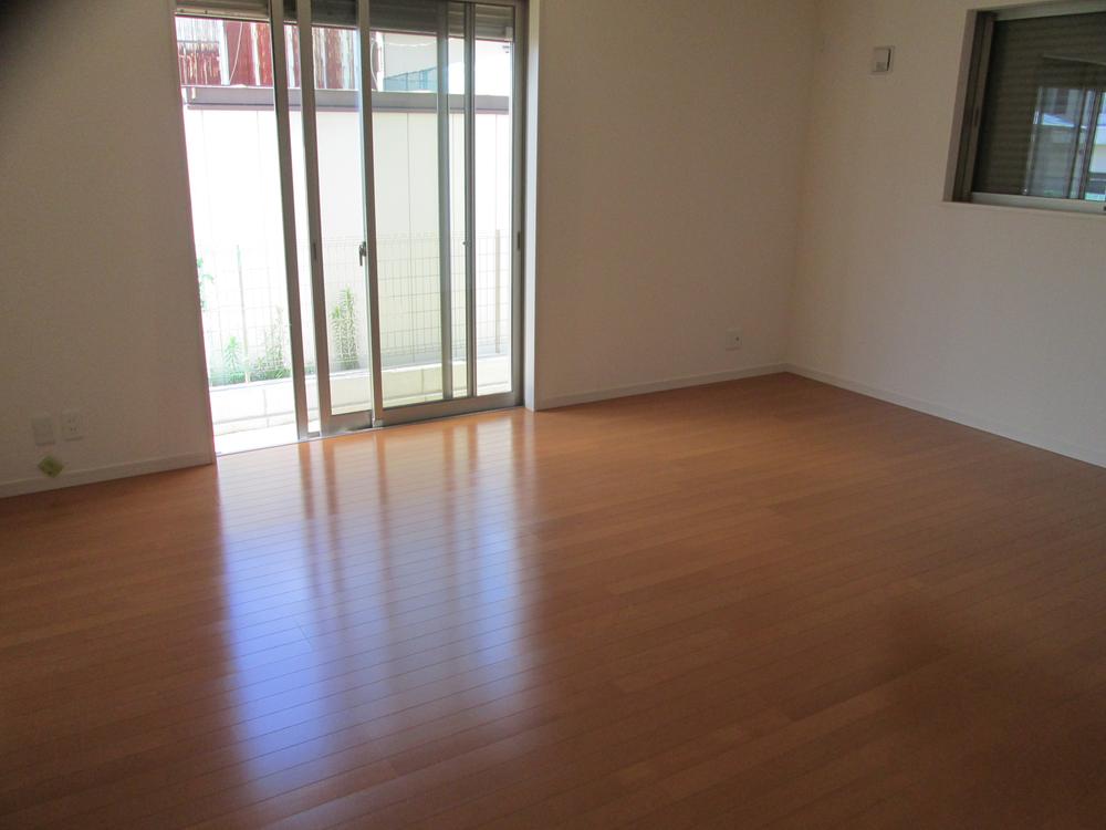 Same specifications photos (living). Relax comfortably spacious living