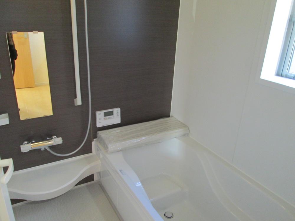 Same specifications photo (bathroom). Bathroom to heal fatigue of the day, spacious 1 tsubo or more
