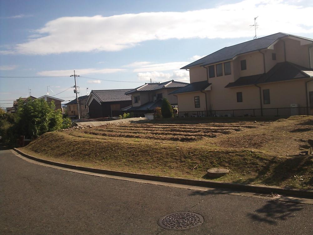 Local appearance photo. Local (11 May 2013) Shooting