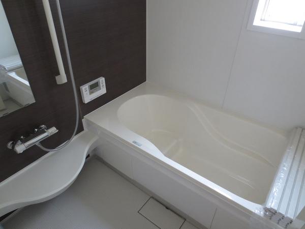 Bathroom.  ■ Bathroom 1 pyeong size, Air Heating dryer, Fully automatic hot water clad function rooms (1 Building bathroom) ■ 