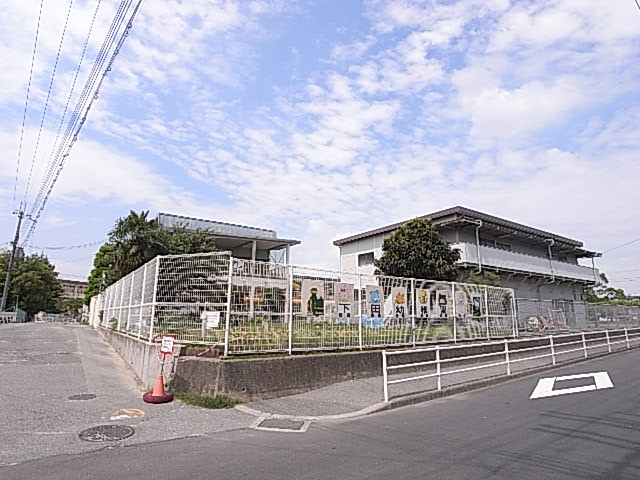 kindergarten ・ Nursery. Kashiba stand Shimoda kindergarten (kindergarten ・ 746m to the nursery)