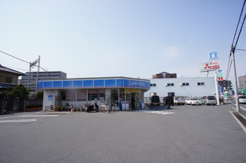 Convenience store. 344m until Lawson Kashiba Kawaraguchi store (convenience store)