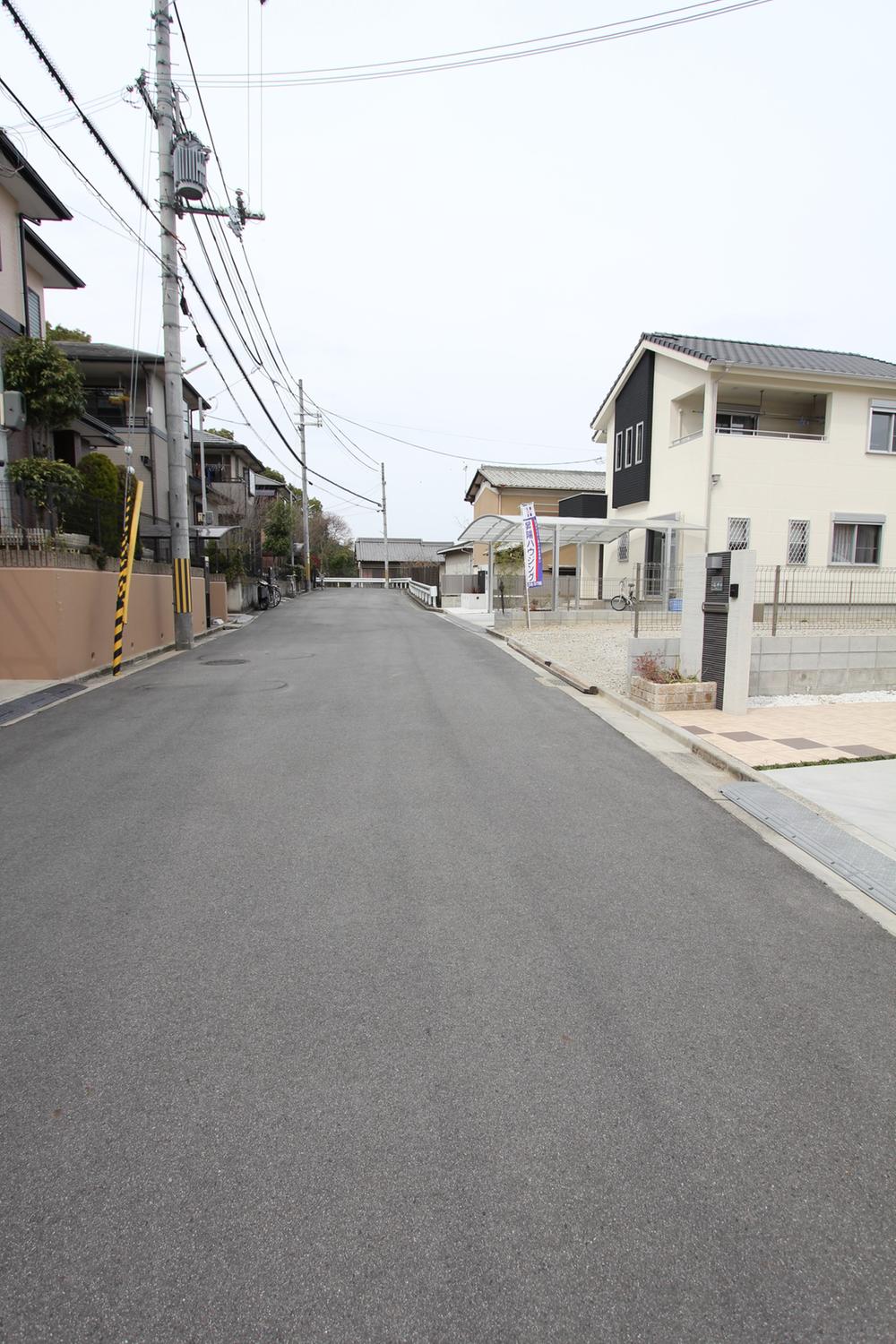 Local photos, including front road.  ■ SOLEIL Asahigaoka North Free Plan land ■  F No. land Local (March 2013) Shooting