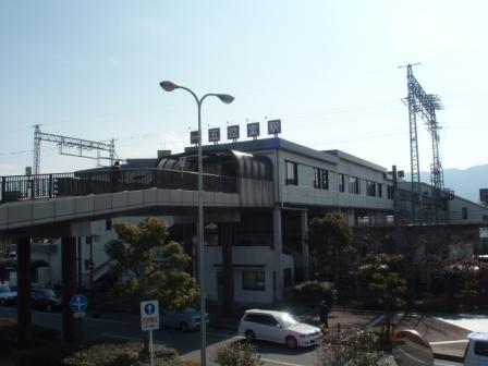station. Until the Kintetsu Goidō Station to 650m Kintetsu Goidō Station will go through almost flat road. 