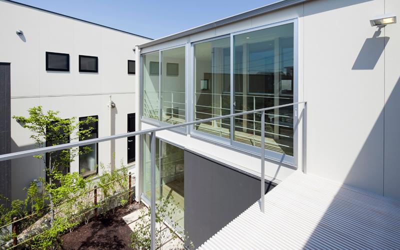 Other. Because where you are (construction cases) the longest, Plan of arranging the living room to the nice thing about most brightest view. 