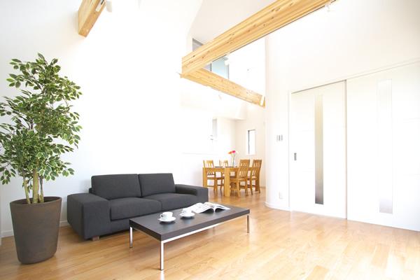 Model house photo. Model house in the "smart house Goido Premium". Living landscape of the second floor specification in. 