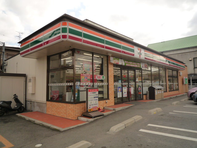 Convenience store. Seven-Eleven Kashihara Nishiikejiri the town store (convenience store) to 418m