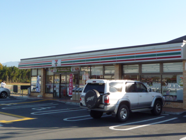 Convenience store. 452m to Seven-Eleven Kashihara Toyoda-cho store (convenience store)