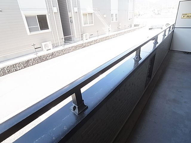 Balcony. Day pat on the south-facing balcony ☆