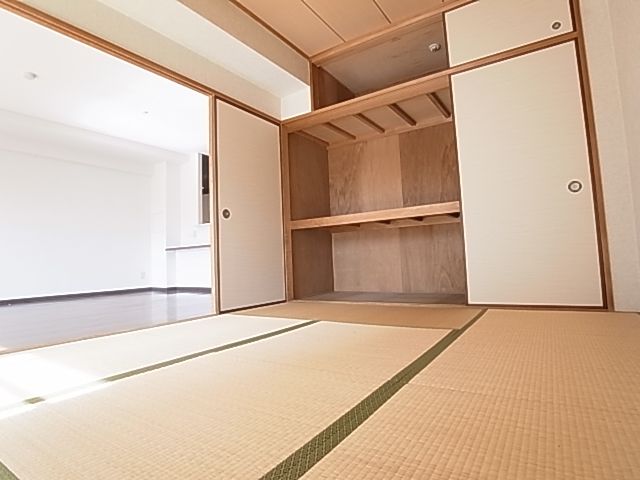 Other room space. In up to be housed equipped to Japanese-style room ~ To
