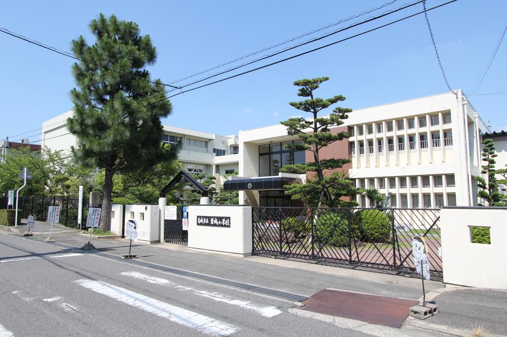 Primary school. Katsuragi City Iwaki until elementary school 540m    Distance and time of the property, which is a measure. 