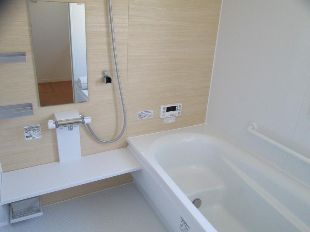 Bathroom. Bathroom to heal fatigue of the day, spacious 1 tsubo or more