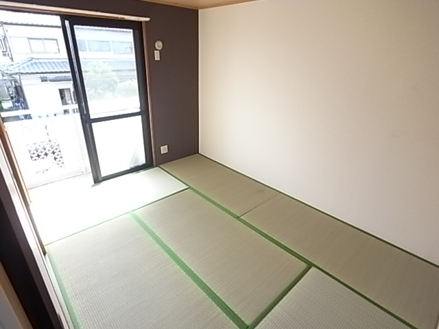 Other room space. Bright and calm Japanese-style room