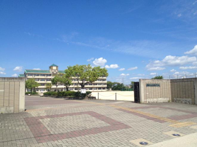 Junior high school. Koryo Municipal Koryo up to junior high school 1596m